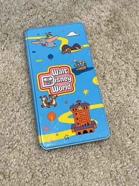 Walt Disney World Pressed Penny Holder NWT